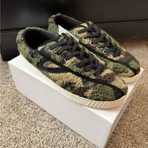 Tretorn Camo Sneakers